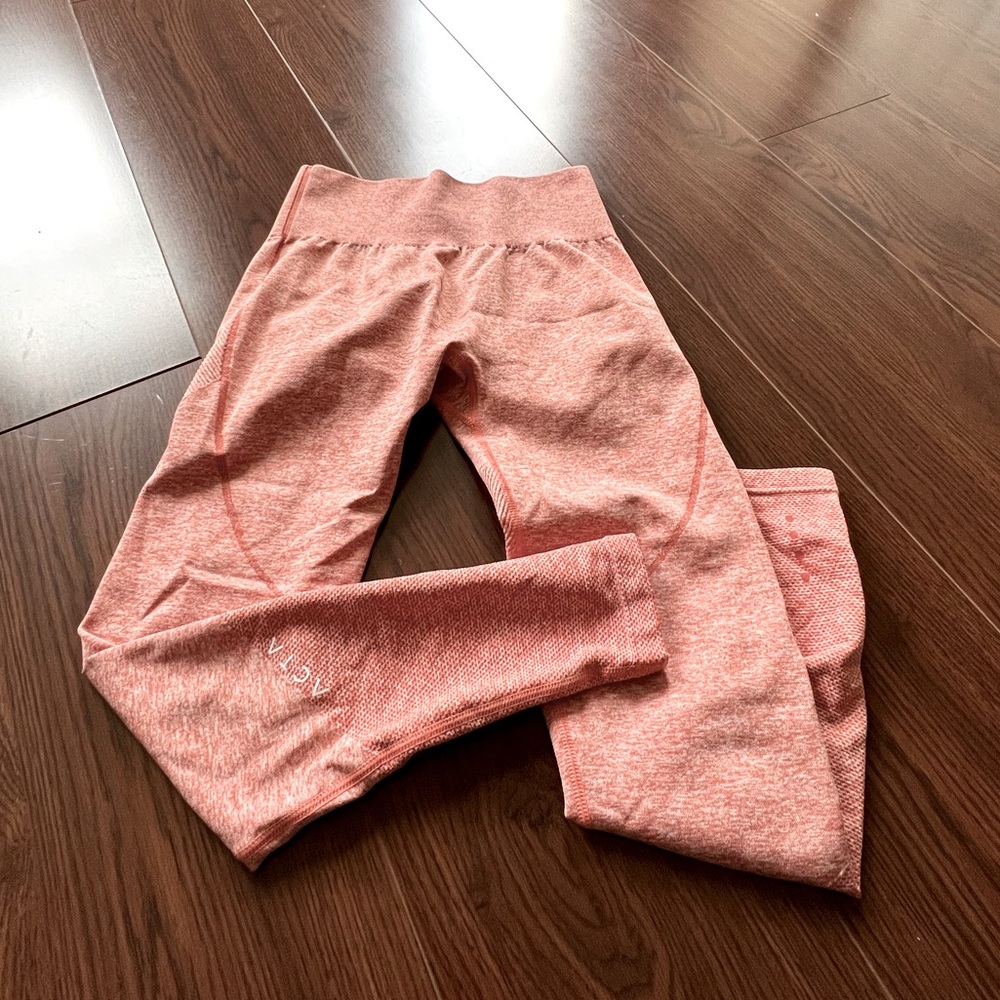 ACTA orange workout leggings - size medium